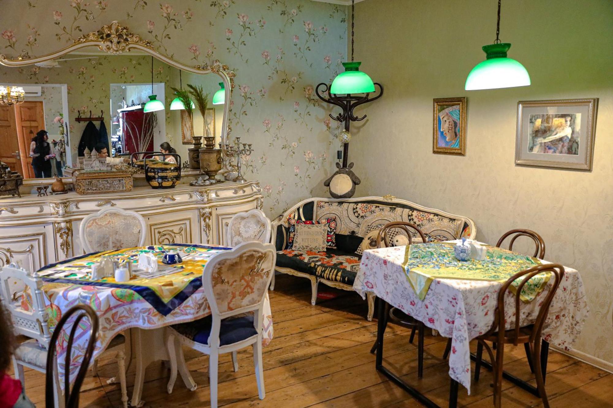 Tatin - Hotel & Cafe In Mtsʼkhetʼa Exteriér fotografie